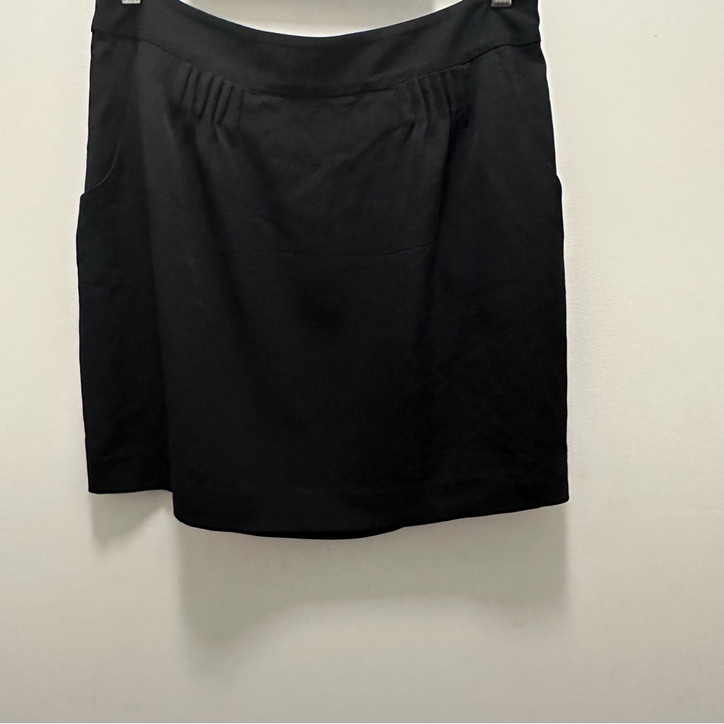 Theory Mini Black Skirt With Side Pockets. Size 12